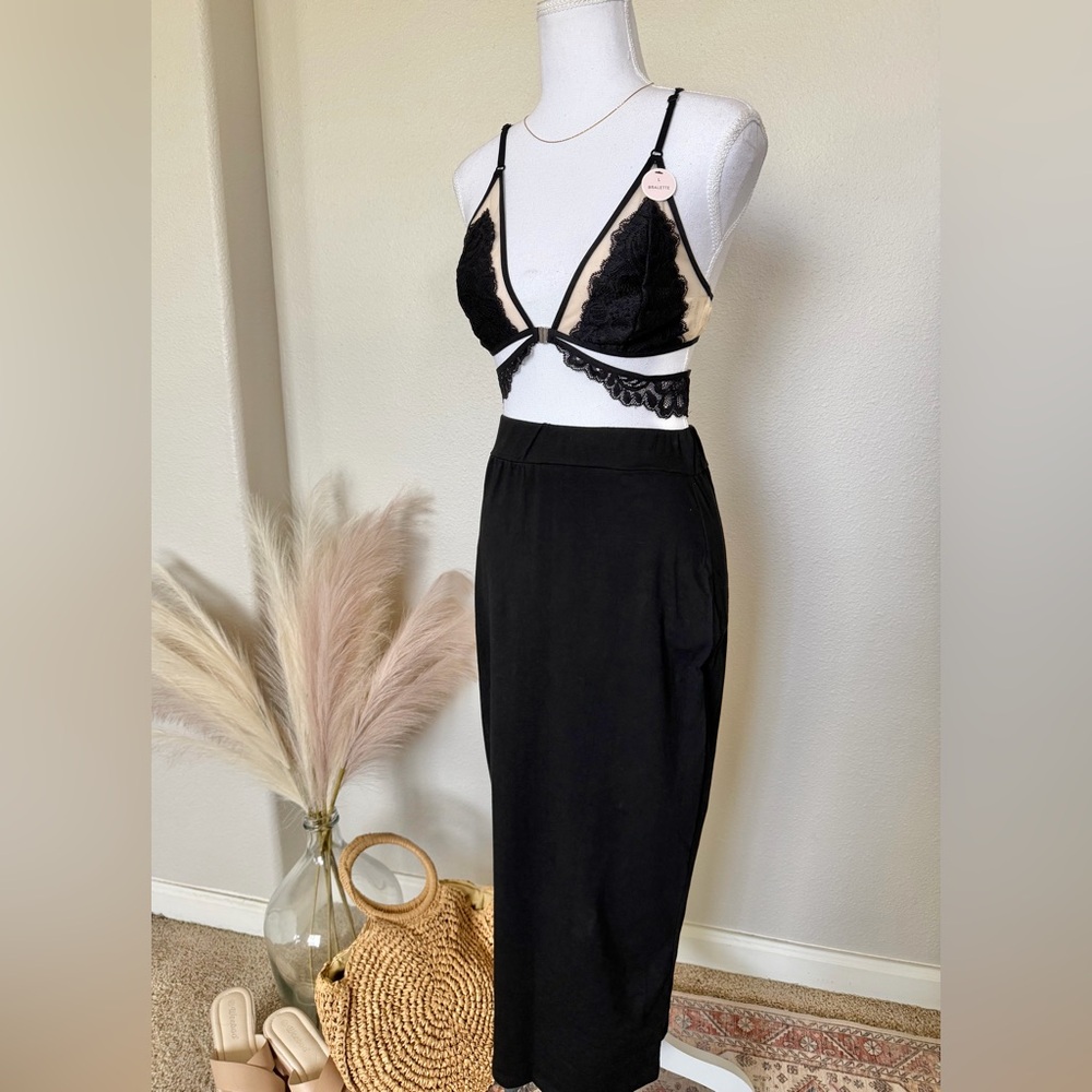 NWT Forever 21 - Black Lace Bralette